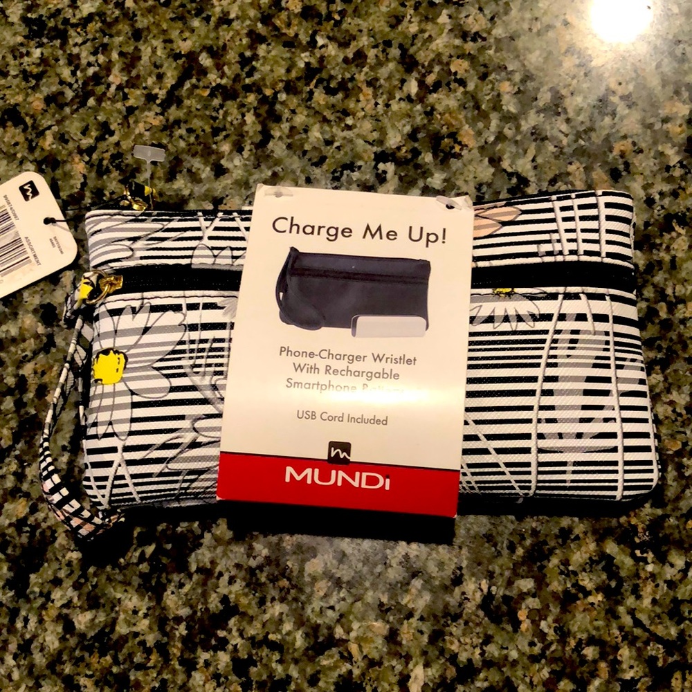 📞☎️-Mundi “Going Mobile” Phone-Charger Wristlet
